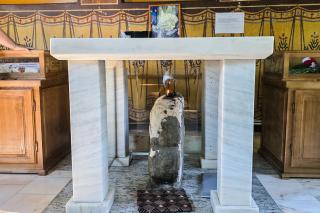 Crucile tămăduitoare de la Mănăstirea Dervent