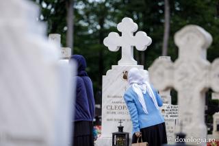 (Foto) Rugăciune și liniște în „Grădina cu sfinți” de la Mănăstirea Sihăstria