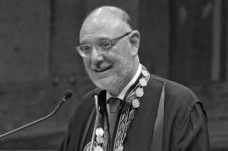A trecut la Domnul profesorul Hrisostom Stamoulis, teolog de renume și Doctor Honoris Causa al Universității din București