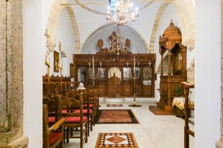 Moment de tihnă la biserica închinată Sfântului Mucenic Foca din Patmos