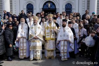 (Video) Sfânta Liturghie la Iași, oficiată de doi ierarhi în a cincea zi a pelerinajului