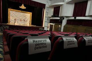 Ateneul Național din Iași oferă locuri gratuite pelerinilor la spectacole