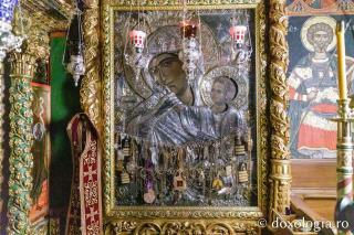 Icoana Maicii Domnului Paramythía (Mângâietoarea)