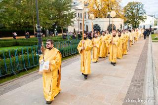 Binecuvântare arhierească la sărbătoarea Sfintei Cuvioase Parascheva – Soborul ierarhilor, 2025
