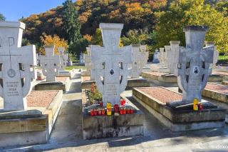 Mormântul Părintelui Teofil Părăian, dascălul bucuriei duhovnicești