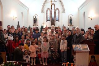 Vizite pastorale ale Episcopului Macarie în zilele premergătoare Praznicului Nașterii Domnului în Europa de Nord