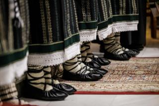 opinci - costul popular femei