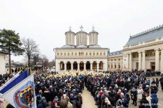 Sfânta Liturghie și proclamarea generală a canonizării celor 16 sfinte femei românce