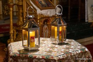 De la Ierusalim la Iași: Sfânta Lumină, primită la Catedrala Mitropolitană