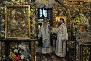 Hram la Mănăstirea Durău: „«Fie mie după cuvântul Tău» ar trebui să fie fundamentul vieţii noastre“