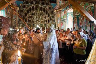 O nouă filă de istorie pentru Biserica din Popești. Sfântul lăcaș, resfințit de Mitropolitul Moldovei și Bucovinei