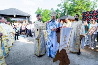 Biserica Parohiei Călugărenii Noi din județul Botoșani a primit veșmânt de har