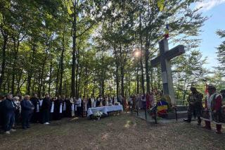 Ostașii Moldovei, cinstiți la 550 de ani de la Bătălia de la Războieni – Valea Albă