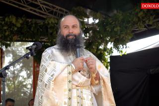 (Video) Arhim. Hrisostom Rădășanu: „Cel mai sfânt altar este propria ta inimă”