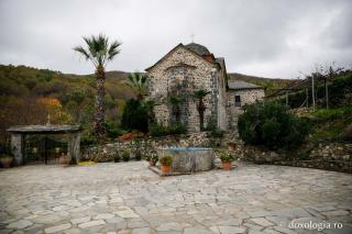 Chilia „Sfântul Andrei” – Provata, Athos