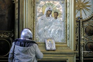 cinstirea Maicii Domnului - biserica Metocul Maicilor Iași