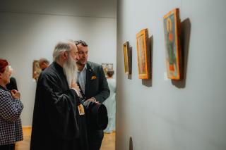 Expoziția „Când Cerul se deschide!” a fost vernisată la Palatul Culturii din Iași