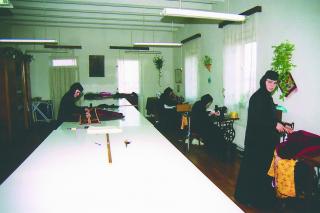 Fotografie - Atelier de veșminte liturgice – Mănăstirea Galata (Iași)