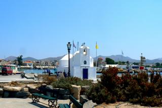 Bisericuţă în portul Eghina - Grecia