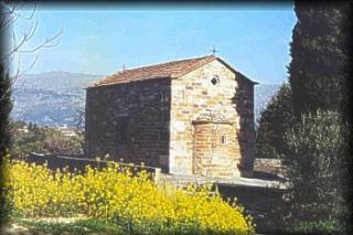 Biserica Sfântului Isidor din insula Hios, construită pe locul unde acesta a fost martirizat