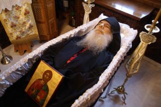 La căpătâiul monahului Moise Aghioritul