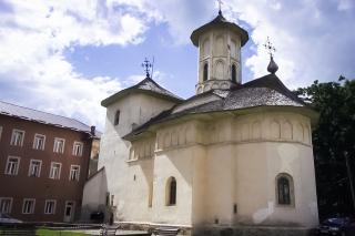Locașul Sfinților Iosif si Chiriac de la Bisericani - galerie foto