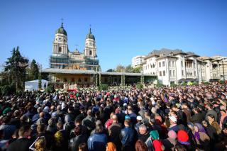 Sfânta Liturghie în ziua de prăznuire a Sfintei Cuvioase Parascheva - galerie FOTO