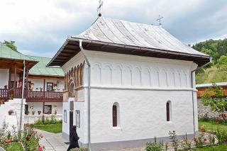 Schitul Sfântului Antonie de la Iezerul Vâlcii