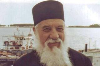 Părintele Gheorghe Calciu în deltă