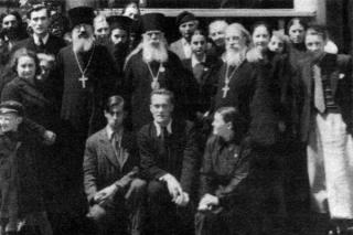 Sfântul Ierarh Serafim Sobolev, împreună cu fiii săi duhovniceşti