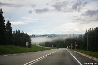 Ascultarea de acatiste, conferințe și vieți de sfinți în mașină este o cale de a te mântui?