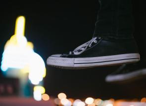 (Video) Durerea nevăzută a adolescenților: înțelegerea și prevenirea tentativelor de suicid
