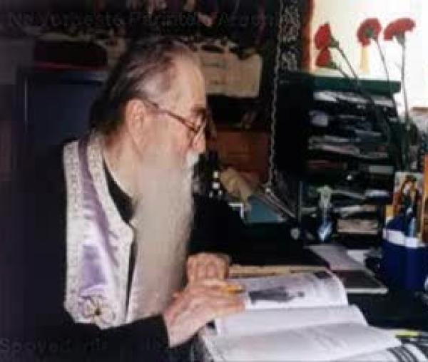 Pr. Arsenie Papacioc – Spovedanie și dezlegare