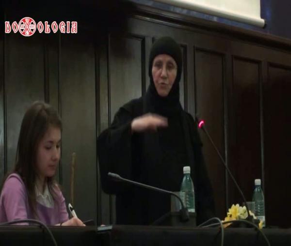 (Video) Maica Siluana Vlad – „Dumnezeu voiește ca toţi oamenii să se mântuiască”