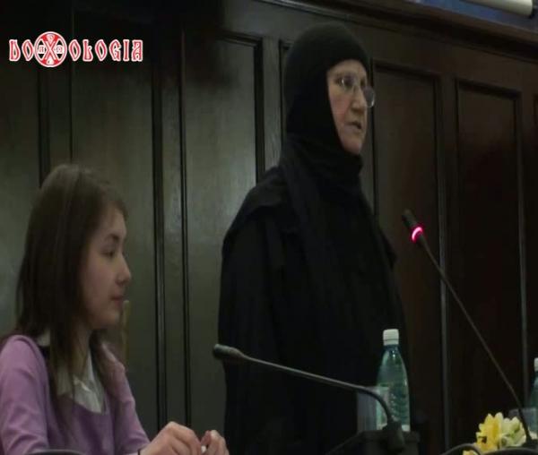 (Video) Maica Siluana Vlad – Roadele Învierii Domnului