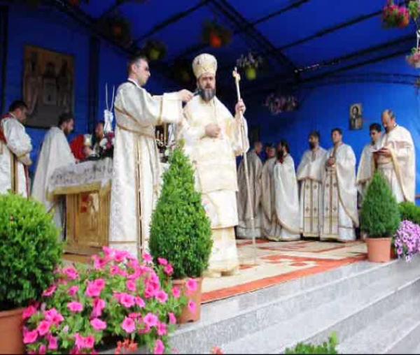 Cuvântul IPS Ciprian la Sărbătoarea Sfinților Apostoli Petru și Pavel – Huși, 2013