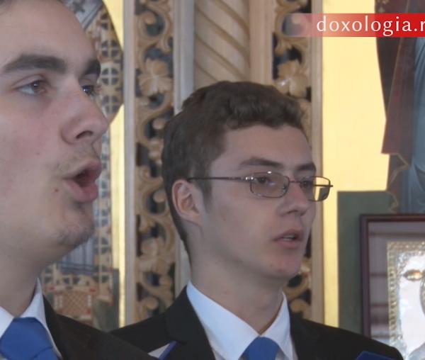 „Cu trupul adormind” - corul Basileus al Seminarului Teologic Iaşi