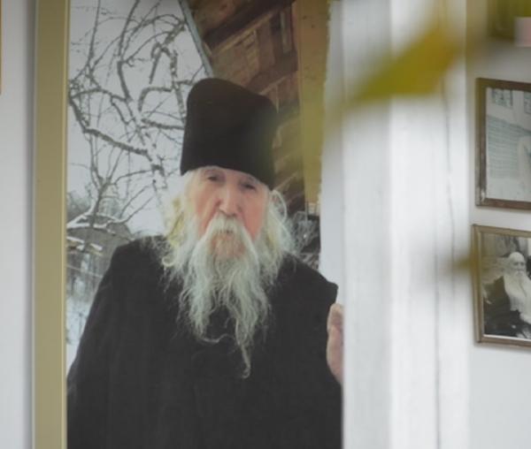 „Închinându-mă Părintelui Cleopa...”