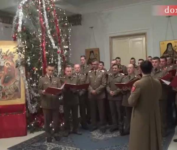 Colindători la Reședința Mitropolitana - Corul „Străjerii”, Brigada 15 mecanizată, Podu Înalt