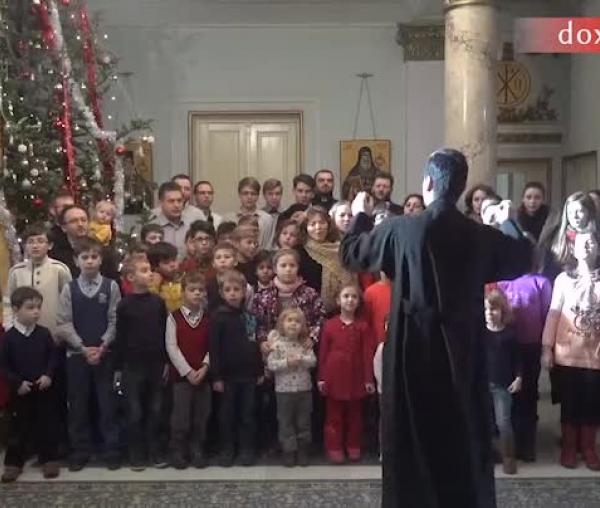 Colindători la Reședința Mitropolitană - ASCOR Iași - Seniori și copiii lor