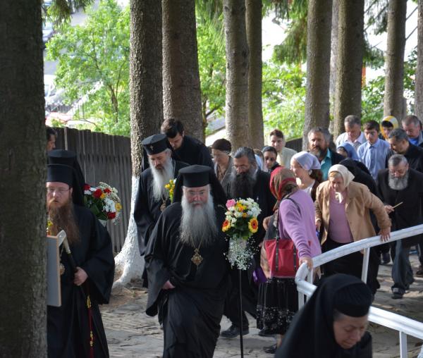 Pomenirea părintelui Nicodim Măndiță - Mănăstirea Agapia - 4 iulie 2015
