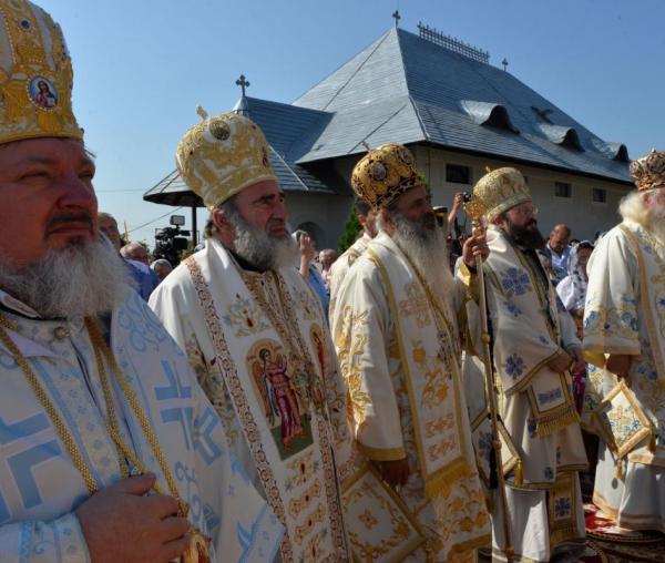 (Audio) IPS Teofan - Predică la sfinţirea Mănăstirii Eşanca, Botoşani 2015