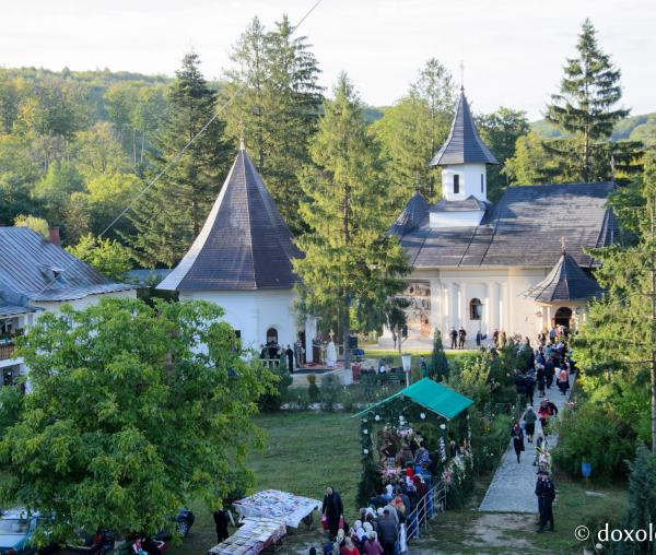 Slujire arhierească la Sihăstria Voronei