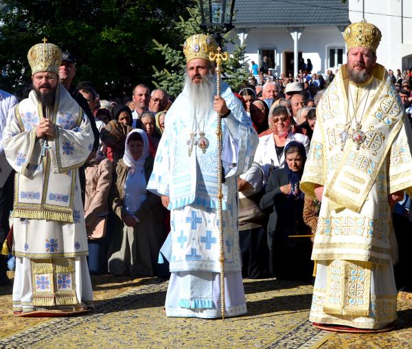 Slujire arhirească la Mănăstirea Vorona de hramul Nașterii Maicii Domnului