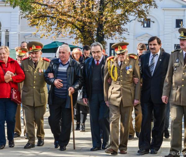 Veterani de război vrednici de „Crucea Moldavă” - GALERIE FOTO