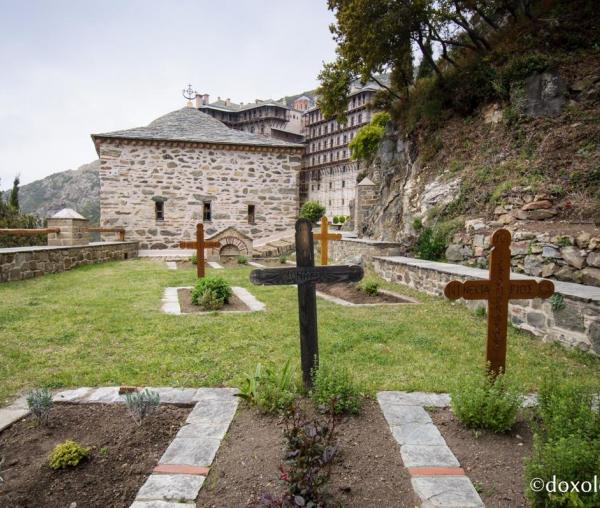 Cântări din slujba Utreniei - Corul Mănăstirii Simonos Petras