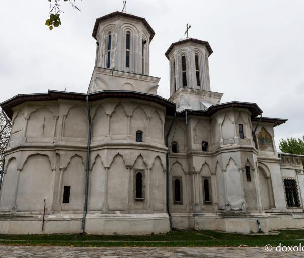 (Foto) Frescele Bisericii „Sfântul Haralambie” Flămânda din Bucureşti