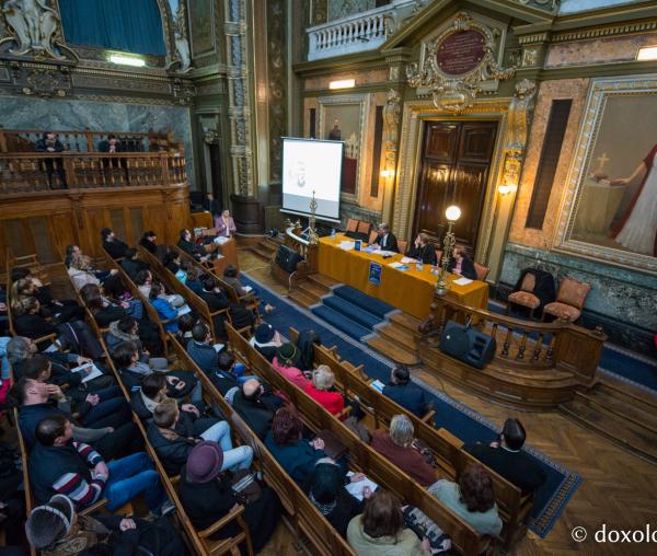(VIDEO) Dialog între teologie și știință