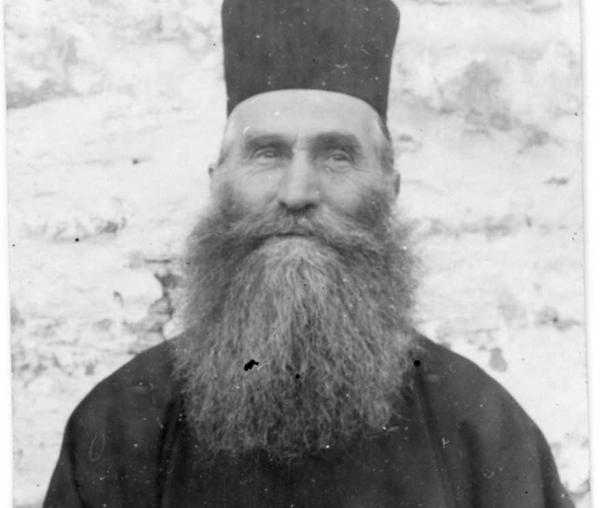 Starețul Dionisie Ignat de la Colciu