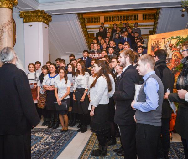 Colindători la Reședința Mitropolitană - Anul I, Teologie Iași